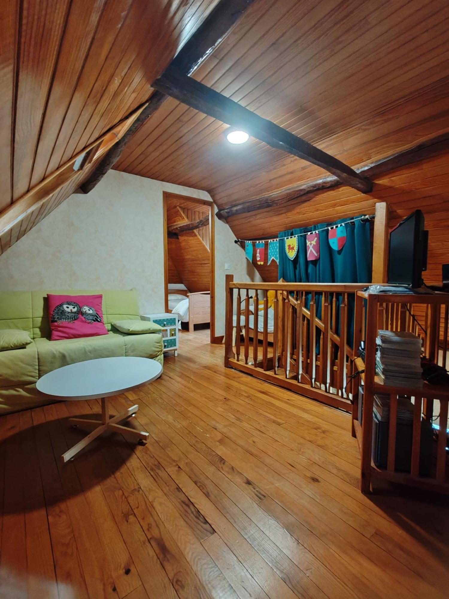 Maison 13 Pers A 10Mn De Luchon Cazaux-Layrisse Luaran gambar